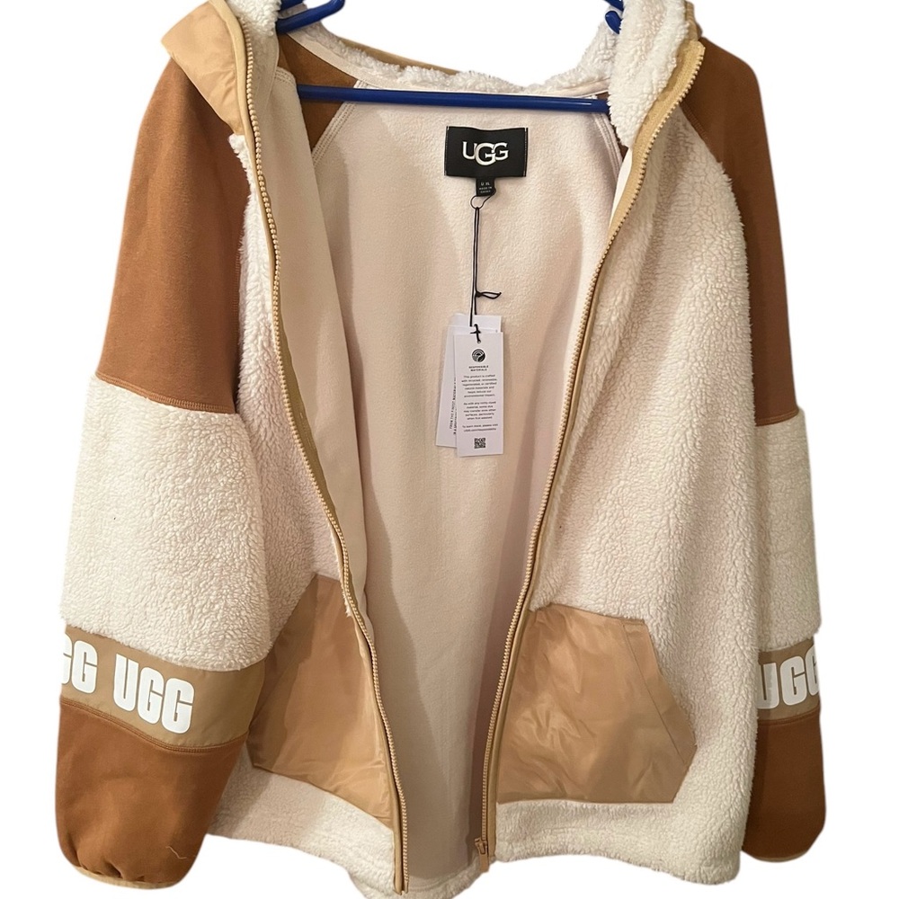 UGG Jacket/Sweatshirt XL. New with tags